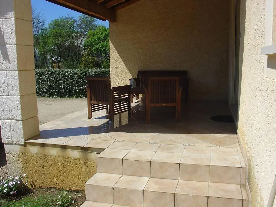 Agreable Maison Entre Riviere Et Centre Du Village Avec Piscine Ruoms Holiday home